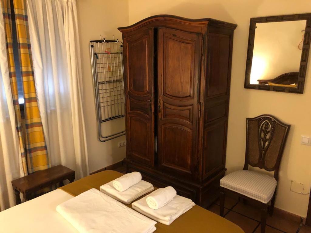 Apartamento Familiar En Toledo, Con 2 Dormitorios, Camas De Matrimonio, Ideal Ubicacion Y Fantasticas Vistas Buitenkant foto
